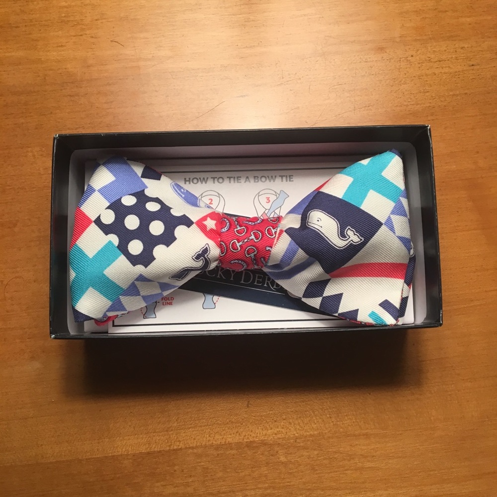 Vineyard Vines Bow Tie